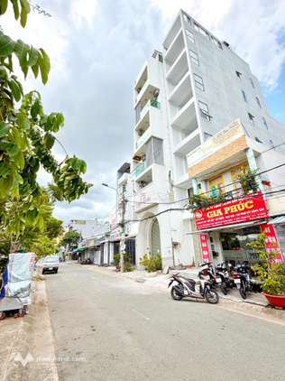 HOT - Tòa VP vừa hoàn thiện view sông Trần Xuân Soạn Q7 giá 130 Tr/th