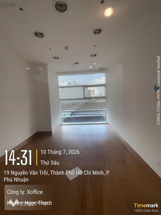 Cho thuê Văn phòng tại The Prince Residence, 8 triệu, 14m2, cửa sổ Full kính, thoáng mát