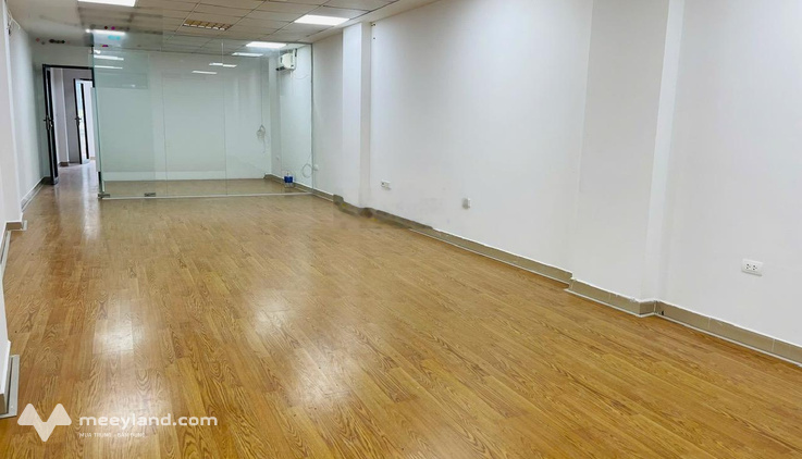 Cho thuê văn phòng phố Thụy Khuê, Tây Hồ, Hà Nội, DTSD 90m², thông sàn, giá 14tr/tháng