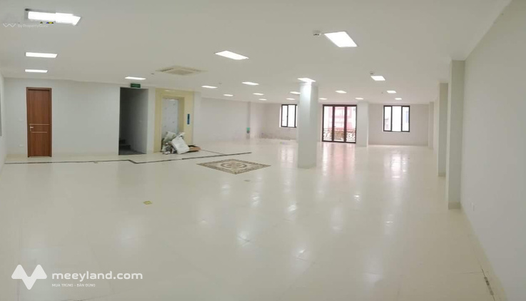 - Cho thuê VP phố Thụy Khuê, phường Thụy Khuê, Tây Hồ, DTSD 25m², giá 3,5tr/tháng