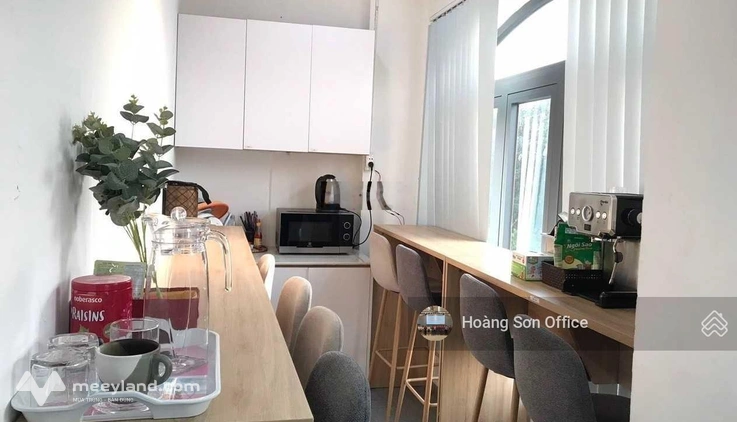 Cho thuê sàn Diện tích sàn 145m2, đường Nguyễn Thái Bình, Quận 1. Sàn vuông vức, view kính, giá rẻ