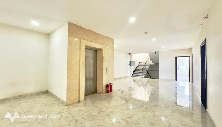 Văn phòng 327m2 chỉ 45 tr hỗ trợ cải tạo, lắp điều hoà âm trần mới miễn phí