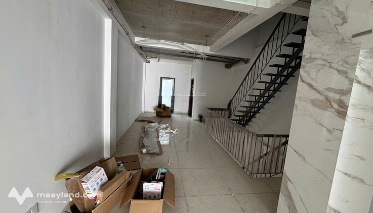 Cho thuê mặt bằng văn phòng cao cấp mặt tiền 121 Lê Hiến Mai, Cát Lái, TP. Thủ Đức
