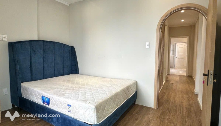Chính chủ cho thuê phòng loại 1PN full NT ban công giá 8,5tr ở ngay MT Q.4 giáp Q.1 LH 0901970599