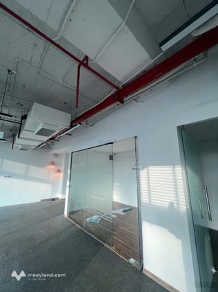 Chính chủ cần cho thuê gấp ô mặt bằng 2 mặt kính 80 - 92m2 tòa N03-T1 khu Ngoại Giao Đoàn có ghép
