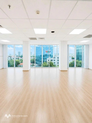 Cho thuê văn phòng mặt tiền Nguyễn Thị Minh Khai từ 85m2 - 180m2