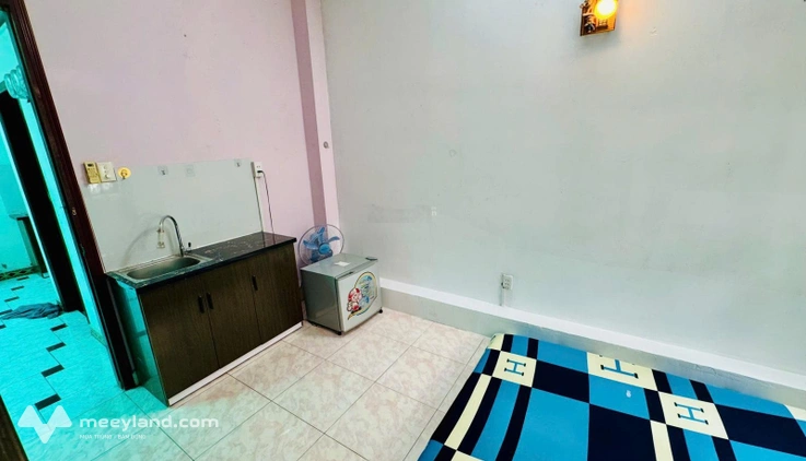 Cho thuê phòng giá rẻ khu Trung Sơn: 25m², nội thất đầy đủ, không chung chủ. 4 triệu/tháng