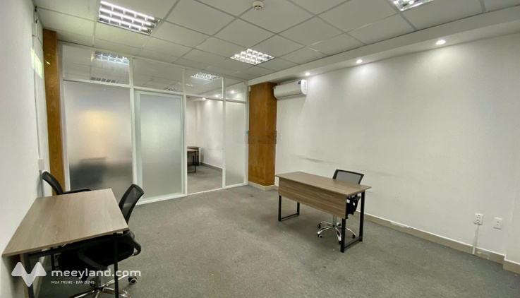 Văn phòng Q1, 40m2 giá 13,5 triệu/tháng full bàn ghế tòa nhà MT Điện Biên Phủ