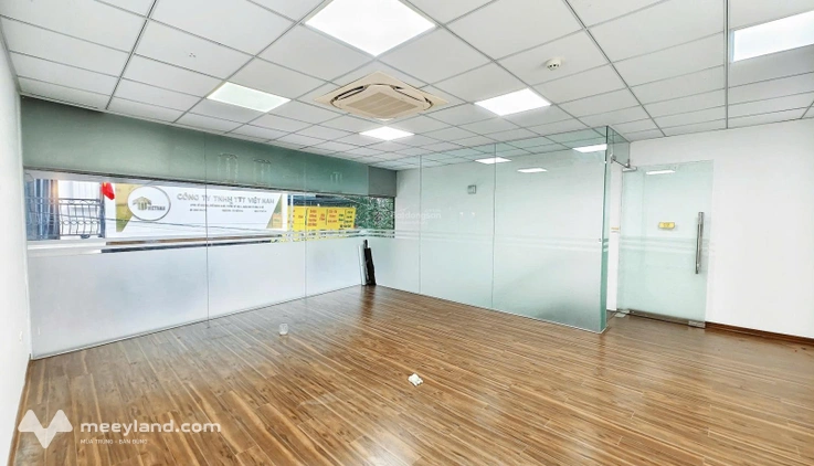 Cho thuê cửa hàng, mặt bằng kinh doanh tầng 1 tại Dương Khuê, Mỹ Đình mặt tiền 6m DT 50m2 giá rẻ