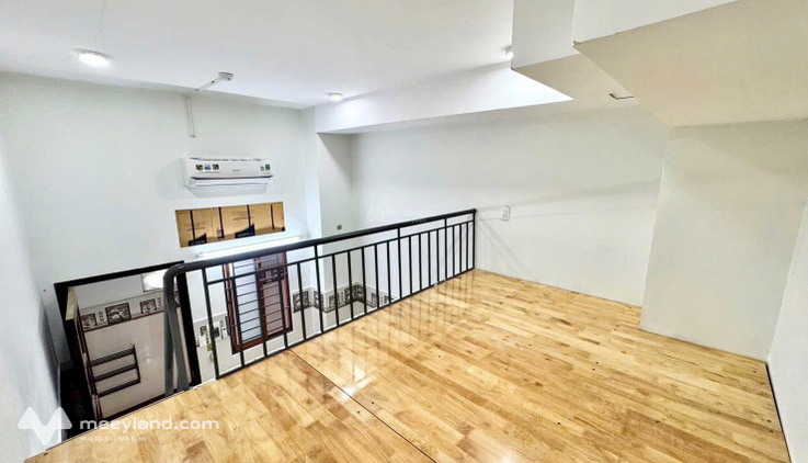 Căn hộ duplex gác cao rộng thoáng sạch sẽ thích hợp sinh viên ngay trung tâm Q7
