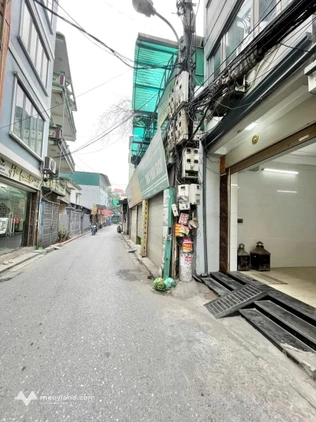 Ngõ 168 Kim Giang sẵn nhà nguyên căn cho thuê, giá 20 triệu/tháng, diện tích 55m2 x 5 tầng