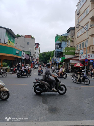 Nhà siêu đẹp, không quy hoạch Bạch Mai - Sát ngã 3 giao Tạ Quang Bửu