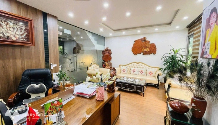 Hiếm biệt thự đẹp 4 tầng An Phú Villa, 180m2, mặt tiền 10m, vị trí vip, dòng tiền ổn định, giá 40 tỷ