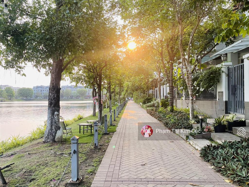Quá hót lakeview city nhà phố view công viên, full nội thất 4pn 5wc đẹp giá 21 tỷ cần bán gấp