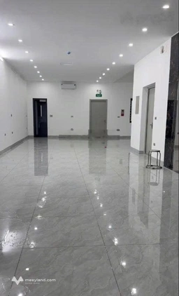 Cho thuê 4 tầng văn phòng sàn trống diện tích 600m2 full điều hoà âm trần. LH 0909934237