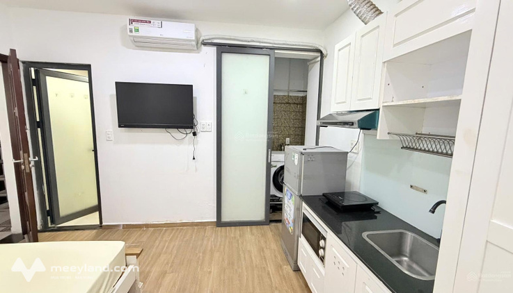 Cho thuê phòng studio ban công có máy giặt riêng - Đường Lê Văn Sỹ Quận 3, gần Đại học Sư phạm Q3