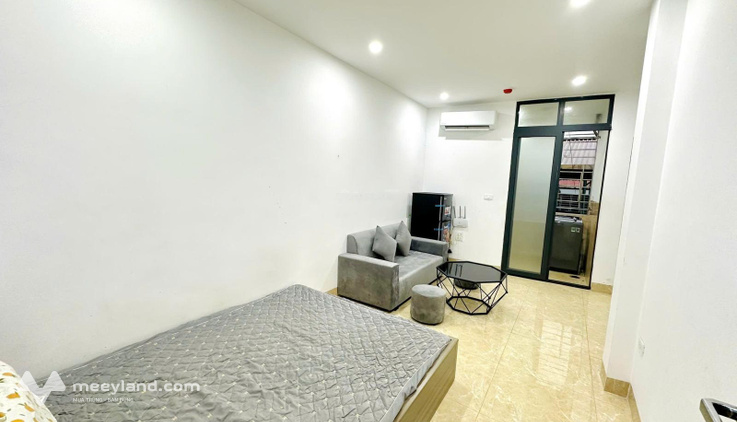 Cho thuê phòng tòa CCMN ngõ 110 Trần Duy Hưng 1 ngủ tách bếp DT 35m2 - Đủ đồ ở ngay - Giá 5tr5