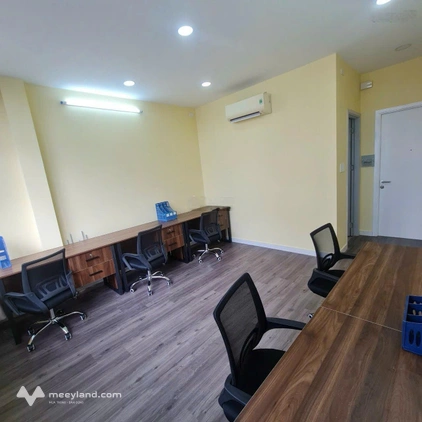 Cho thuê văn phòng 25m2 giá cực chất 7 triệu tại Lạc Long Quân, Quận Tân Bình TP.HCM0966047768
