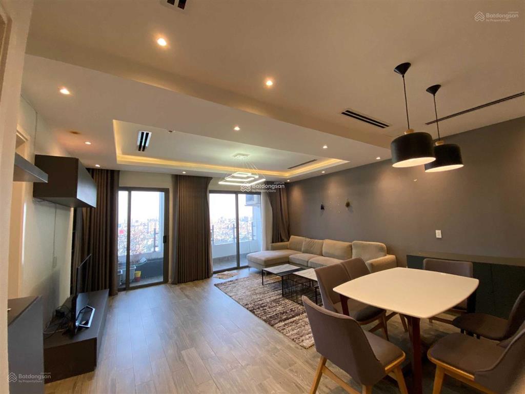 Bán chcc terra royal q3. 60m2 2pn giá 6ty4 nhà đẹp view thoáng có sổ hổ trợ bank. 0934 144 ***