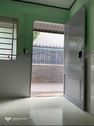 Cho thuê phòng trọ ở đường Thạnh Lộc 26, phường Thạnh Lộc, Quận 12, giáp Gò Vấp, giá 2.5 triệu