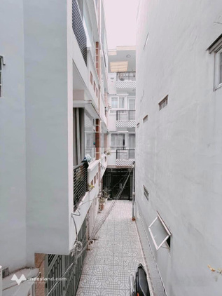 Phòng cho thuê Phú Nhuận giá chỉ 4tr (trước cửa phòng có sân thượng thoáng mát) LH: 093896ll23