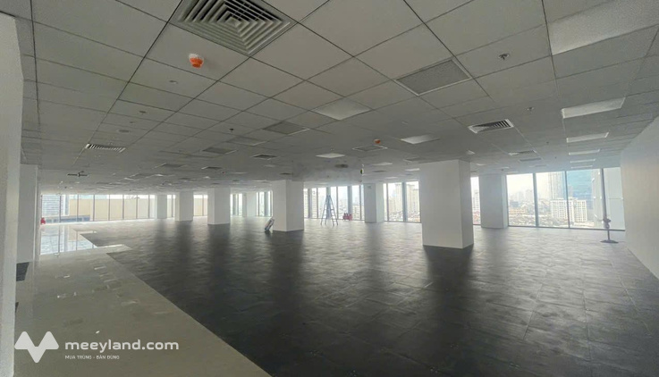 Cho thuê văn phòng tại Capital Elite 18 Phạm Hùng, DT 2.000m², cắt chia linh hoạt, giá chỉ 450k