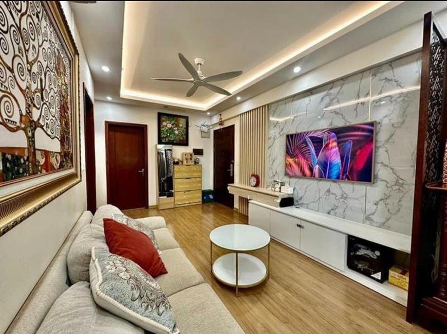 Bán nhanh căn hộ chung cư Green Stars đường Phạm Văn Đồng – DT 66m2 – Giá 5,9 tỷ.