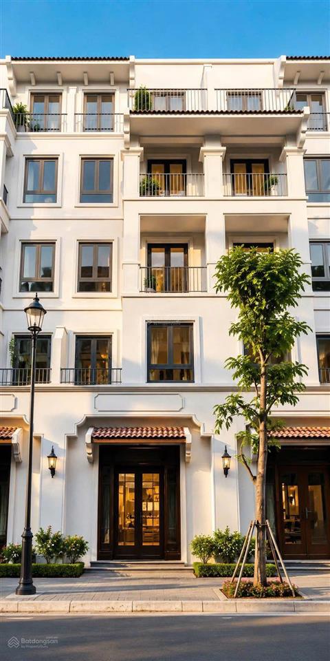 Căn hiếm ánh dương 10 giá tốt phân khu 17 tỷ 62,5m2 gần công viên & vincom