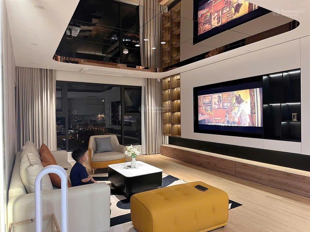 Bán căn hộ la casta văn phú 117m diện tích 117m/3pn/2vs giá 9,5 tỷ.