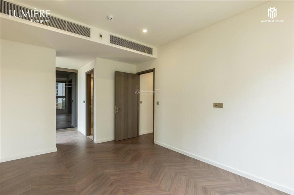Hot căn 4 ngủ cao xà lá 137m2 hướng đông nam giá 17,9 tỷ. full nội thất trả trước 6,6 tỷ