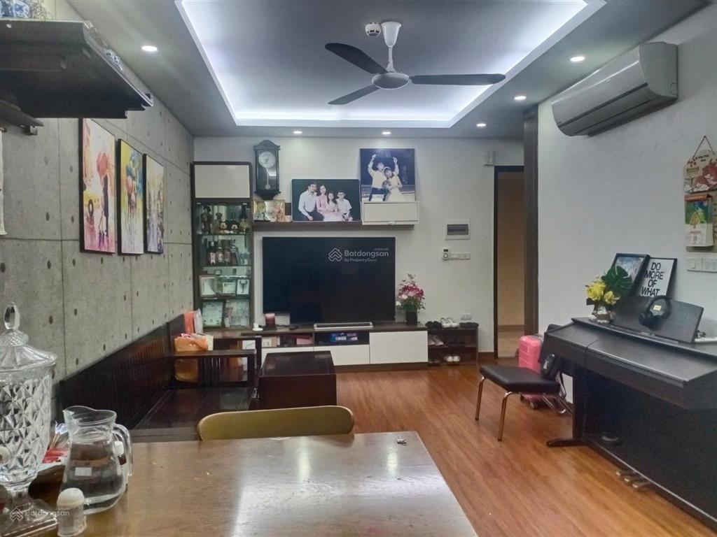 Chính chủ bán căn hộ 2pn chung cư flc star tower full đồ
