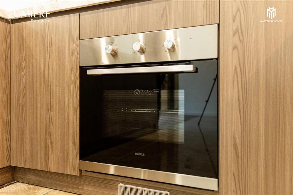 Hàng hiếm căn 2 ngủ cao xà lá 81m2 giá 9 tỷ. full nội thất trả trước 3,3 tỷmiễn trả gốc lãi 3 năm