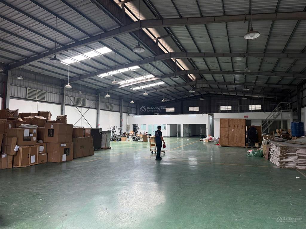 Khu công nghiệp yên nghĩa hà đông.diện tích rộng, vị trí siêu đẹp,pháp lý chuẩn, giá rẻ chủ bán gấp