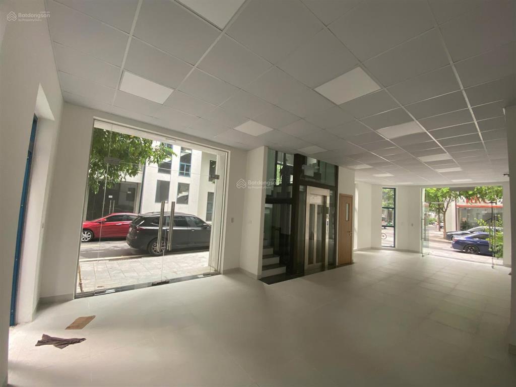 Chính chủ bán lô góc 111,1m² 6t galaxy1 ngân hà vạn phúc. full nt, cho thuê dài hạn 50tr/tháng