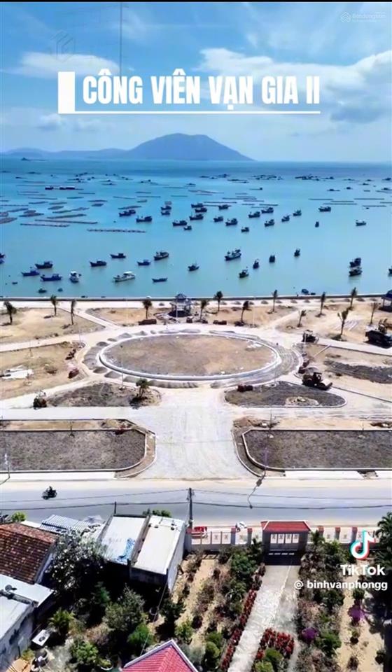 Bán đất nhanh tặng nhà mặt tiền biển đường trần hưng đạo xã vạn ninh kkt bắc vân phong