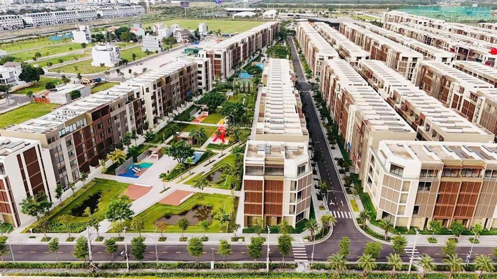 Bán nhanh trong tuần nhà phố the global city 5 tầng 347m2 giá chỉ 31,5 tỷ. 0916 592 ***