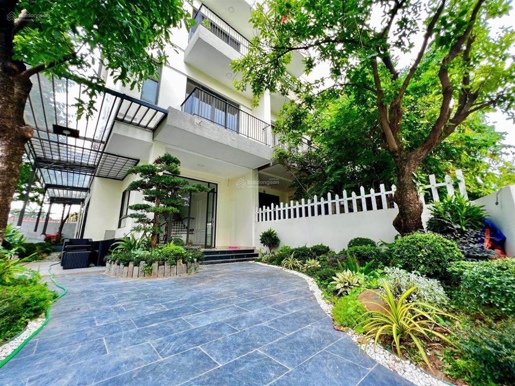 Song lập 180m2 vin thăng long đã hoàn thiện giá 42 tỷ 0911 051 ***