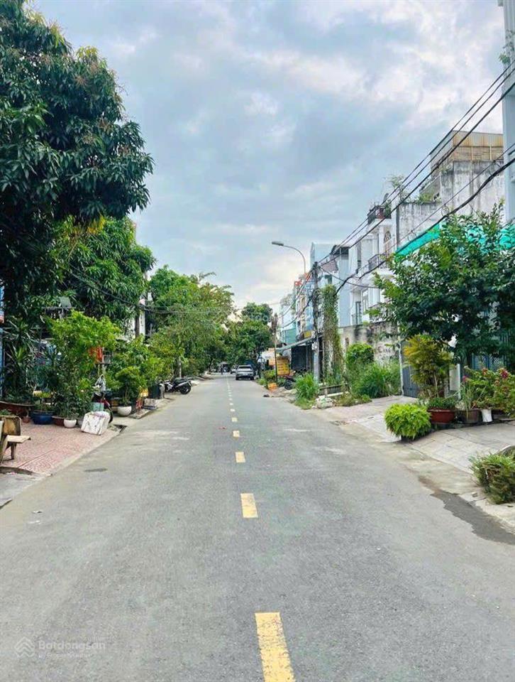 Bán nhà kdc bình hưng, 4 tầng, 96m, đối diện bến xe quận 8, chỉ 9.8 tỷ, ms tuyền 0938 827 ***
