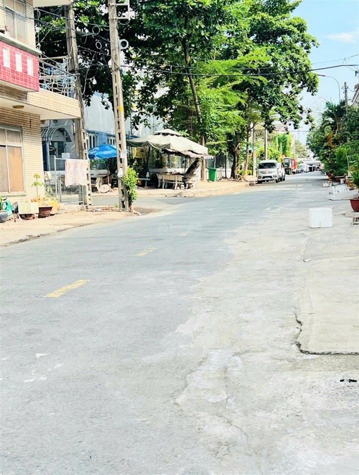 Bán nhà kdc bình hưng đối diện bến xe quận 8, 80m2, 3 tầng, nhỉnh 9 tỷ, 0938 827 *** ms tuyền