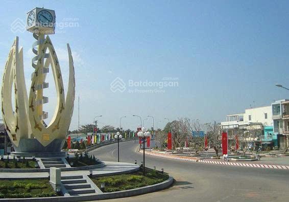 Bán đất mặt tiền đường số 5, thị trấn tiểu cần, trà vinh 4500m2 full thổ cư