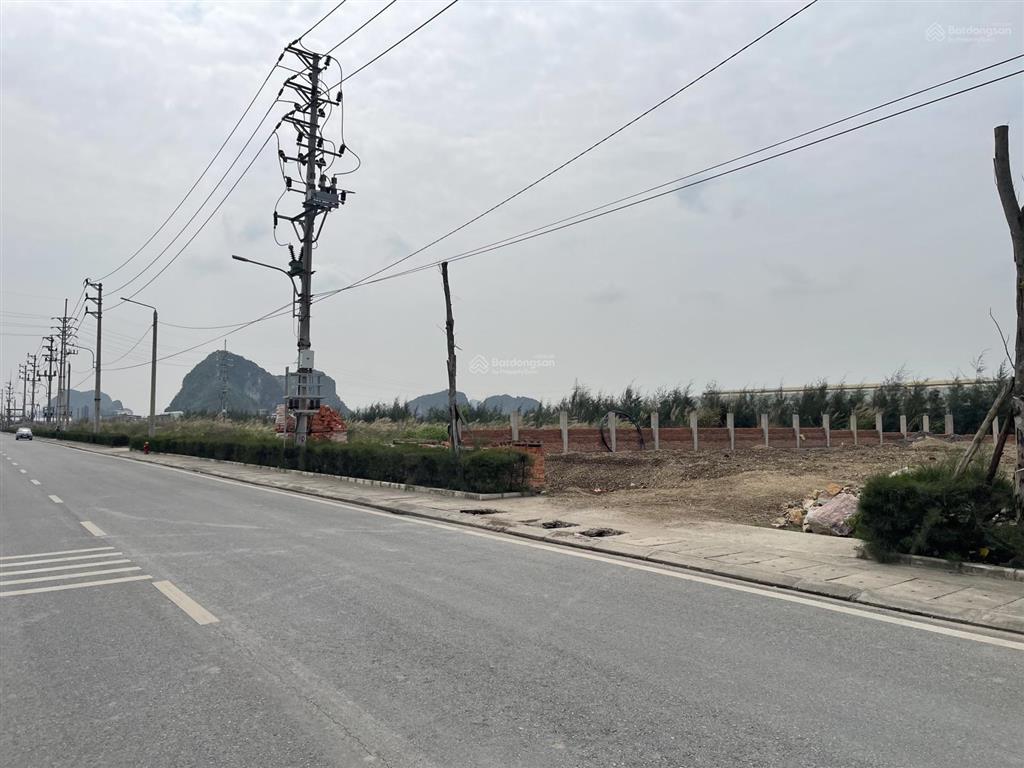 Chuyển nhượng dt 5000m2, đất cụm công nghiệp hải phòng. vị trí ngay gần ql10, bàn giao ngay