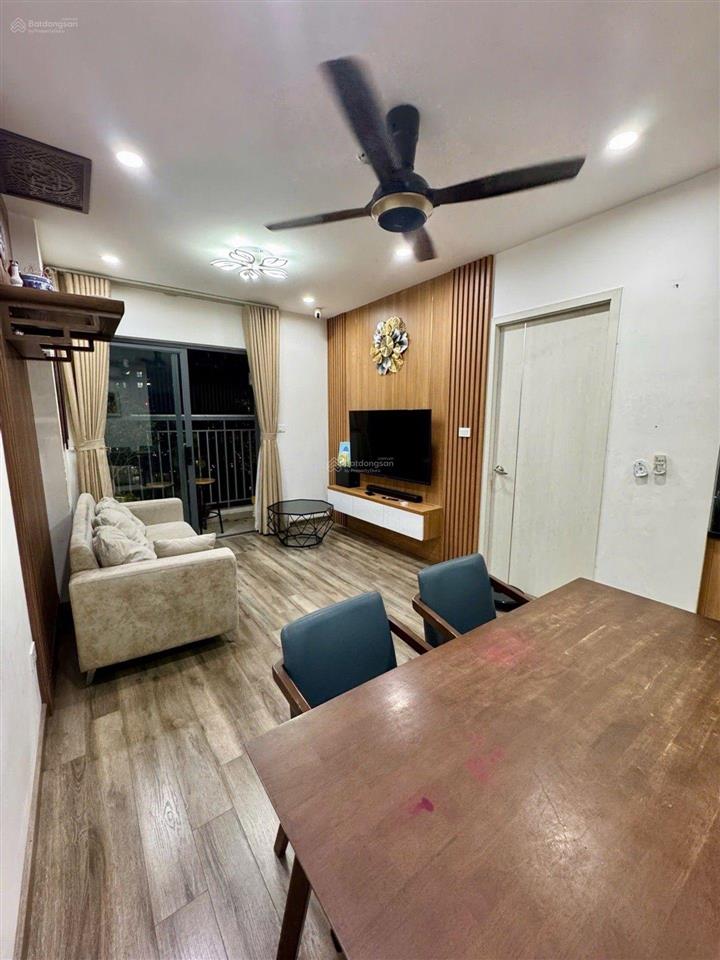 Bán gấp, ch ecohome3, 68m2 chỉ 5.x tỷ, 2pn 2wc full nội thất, tầng cao, view công viên, sổ sẵn