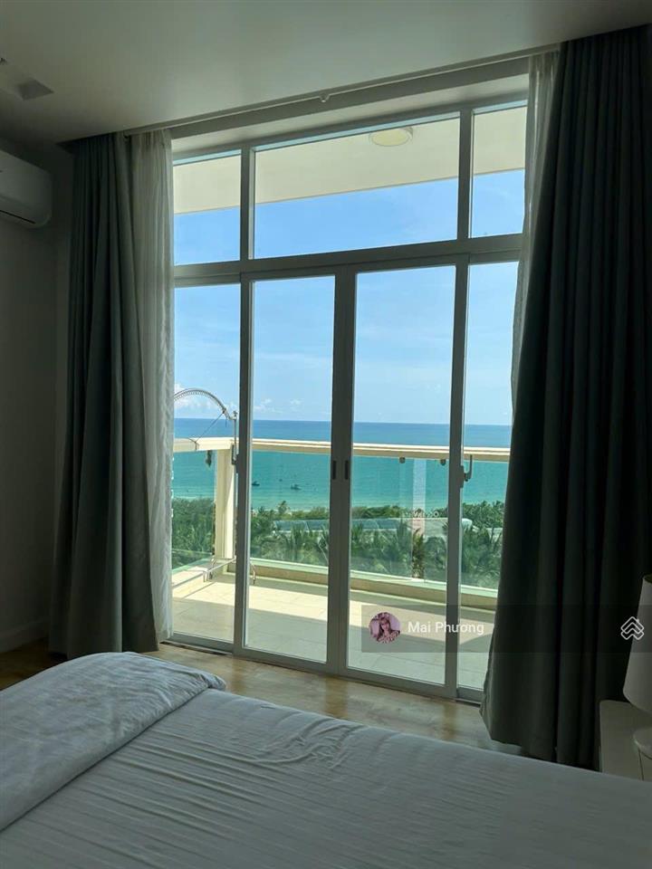 Bán căn 2pn view trực diện biển đẹp tầng cao giá tốt view biển 5.5tỷ 140m²