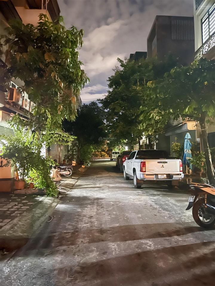 Rẻ hơn lô khác 1 tỷ bán lô đất 60m² ( 5x12 ) khu liền kề dịch vụ tây nam linh đàm tặng nhà