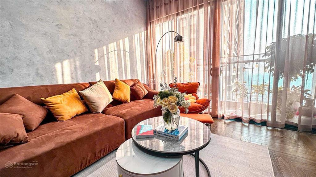 Bán căn góc 102m2 3pn ban công đông nam chung cư rivera park 69 vũ trọng phụng, giá 10.5 tỷ bao phí