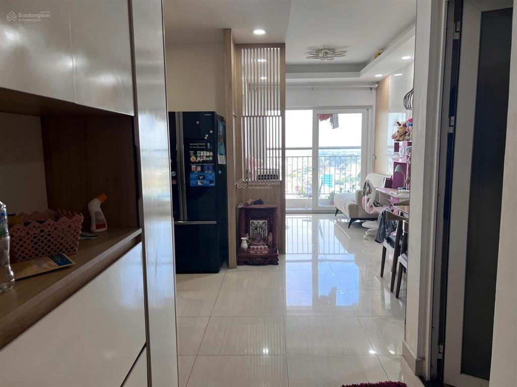 Chính chủ bán ch moonlight 4.2 tỷ, dt 66m2, 2pn, 2wc. full nội thất. block a, tầng 15