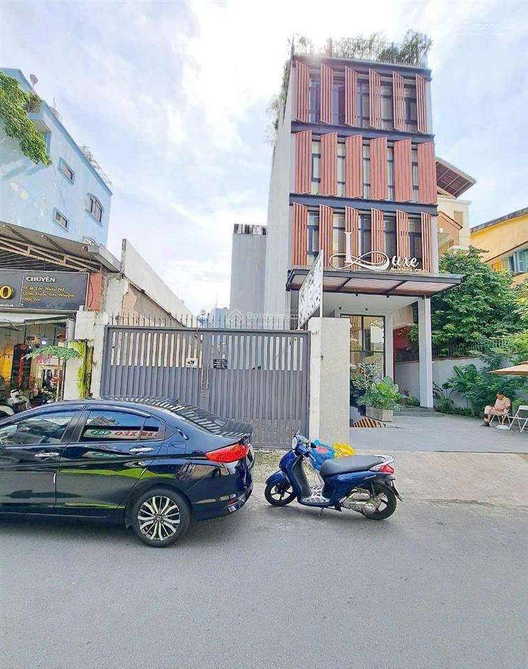 Đất xây cao hầm 7 tầng (5x24m) mặt tiền ngay trần não giá đầu tư tốt mặt tiền kinh doanh trục vip
