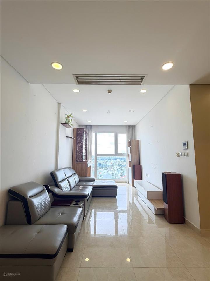 Bán căn hộ 2pn 69m2 the golden star quận 7 đã có sổ hồng ngay cạnh siêu thị go!