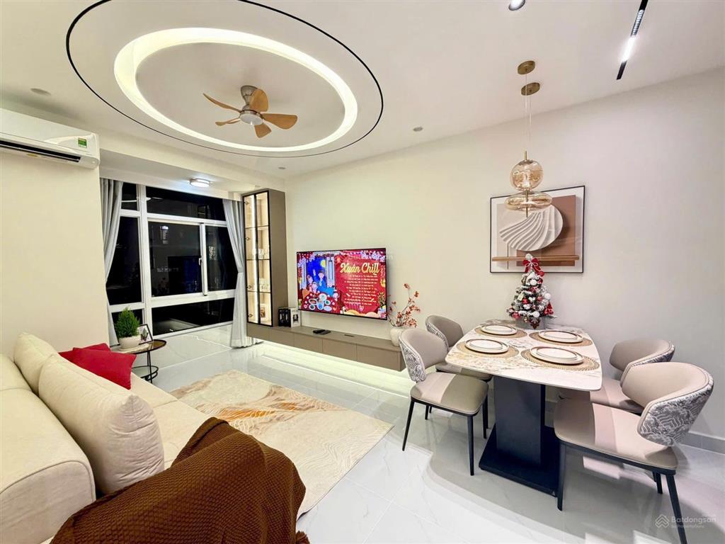 Bán cc sky garden 3, phạm văn nghị, tân phong, q7, tp.hcm, 6,55 tỷ, 70,12m2, view đẹp hot!