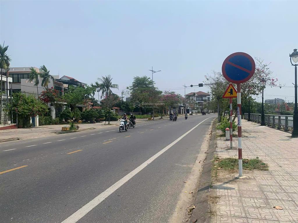 Siêu phẩm bán đất tặng nhà ven sông hùng vương, sở hữu đất mặt tiền view sông tại trung tâm hội an